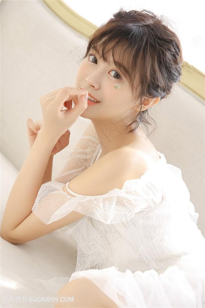 聊斋艳谭之玉女亲觜