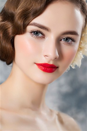 娇妻逃课被总裁用戒尺打屁股